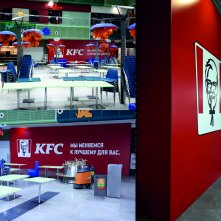 Экран на время ремонта KFC в ТЦ "Седьмое небо"